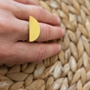 NOUVEAUTE bague ajustable demi-disque doré